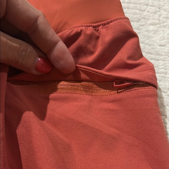 Lululemon Athletica Brown Athletic Shorts Size Small. Nearly new. - Picture 5 of 8